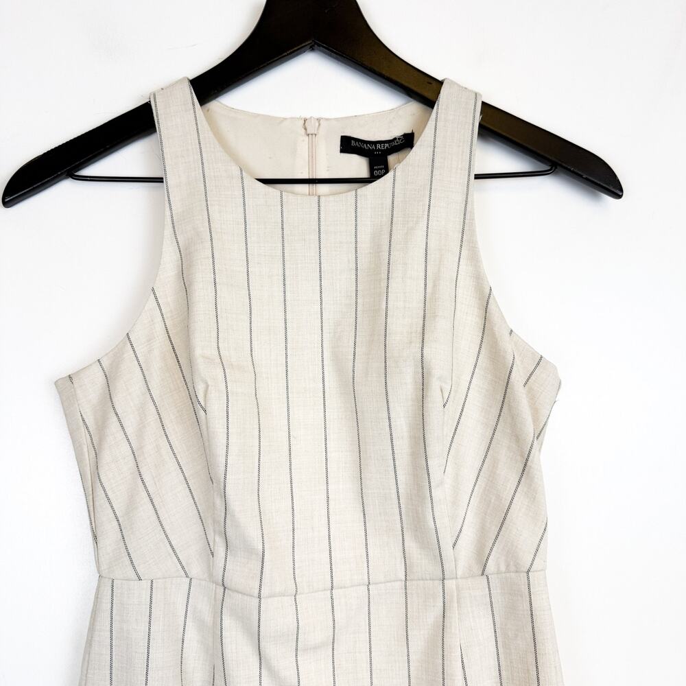 NWT Banana Republic Pinstriped Sheath Mini Beige Dress - 00P 00 Petite - Picture 2 of 10